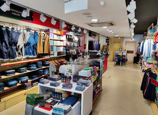 Peter England - Lajpat Nagar Shopping | Store