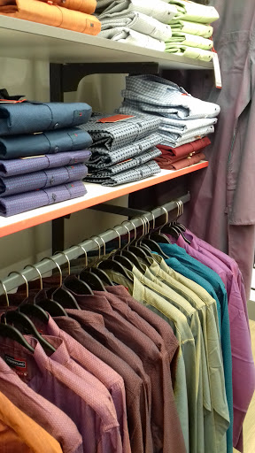 Peter England Maslandapur Shopping | Store