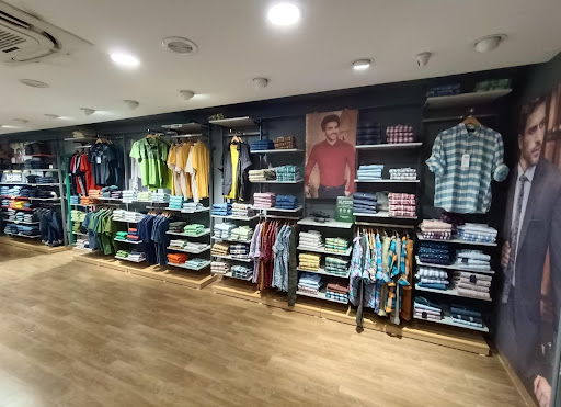 Peter England Showroom - Mt Poonamallee Road Shopping | Store