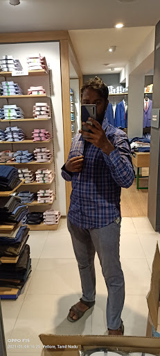 Peter England - Vellore Shopping | Store