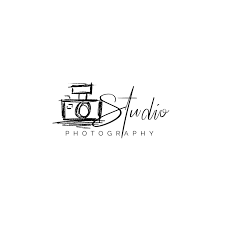 Pokuri Clicks Digital Photo Studio Logo