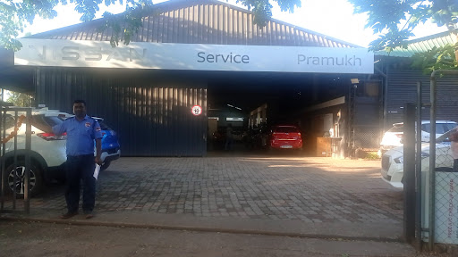 PRAMUKH NISSAN Automotive | Show Room