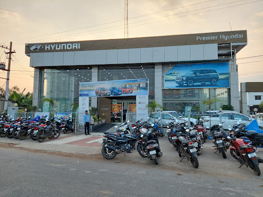 Premier Hyundai Automotive | Show Room