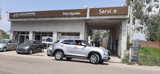 Punj Hyundai Automotive | Show Room