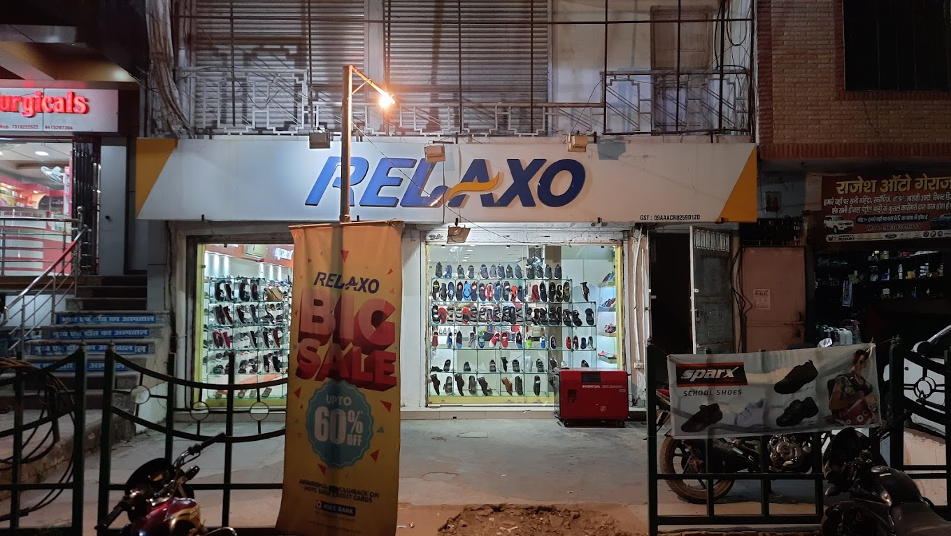 Relaxo Footwear Shopping | Store