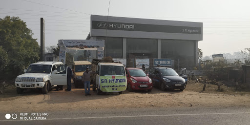 S N Hyundai sales Automotive | Show Room