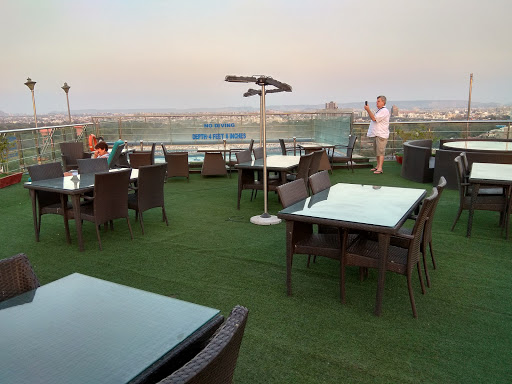 Sarovar Portico Accomodation | Hotel