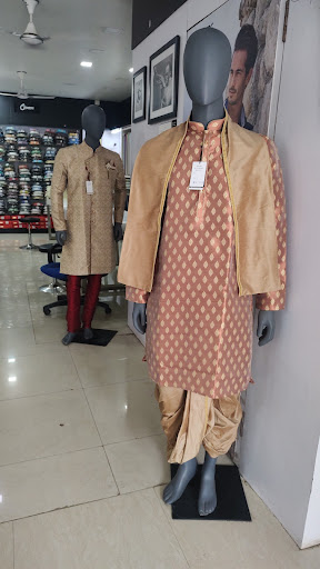 Siyarams Shop, Vijayalaxmi Silks Shopping | Store