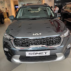 Sparsh Kia, Moti Nagar Automotive | Show Room