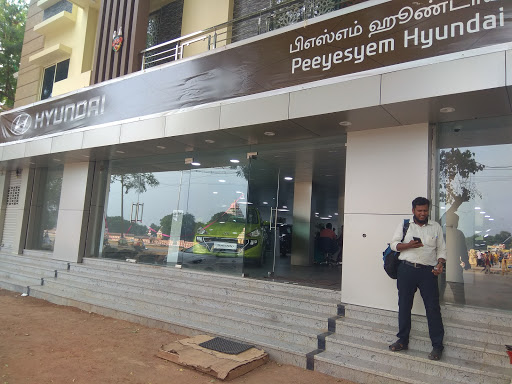 Susee Hyundai Palanichettipatti Automotive | Show Room