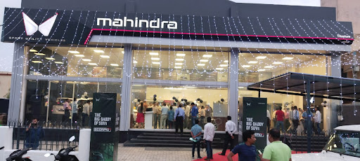 Titanium Mahindra Automotive | Show Room