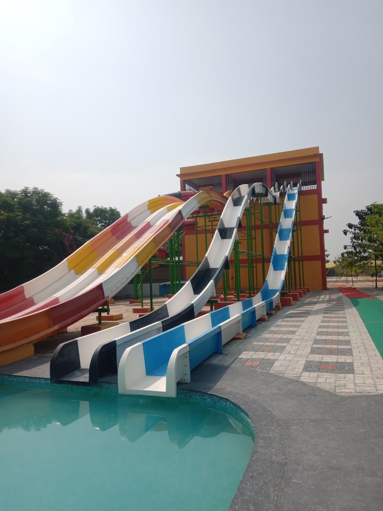 Utsav water park Logo