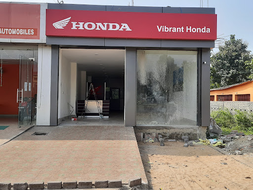 Vibrant Honda Automotive | Show Room