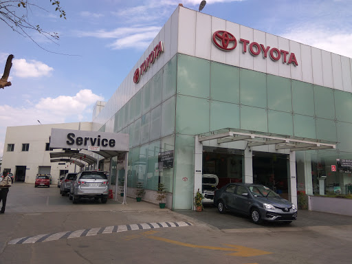 VIVA TOYOTA Wheelers Automotive | Show Room