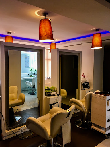 VLCC Wellness Center Active Life | Salon